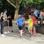 Ewige Helden auf dem Schulhof.JPG